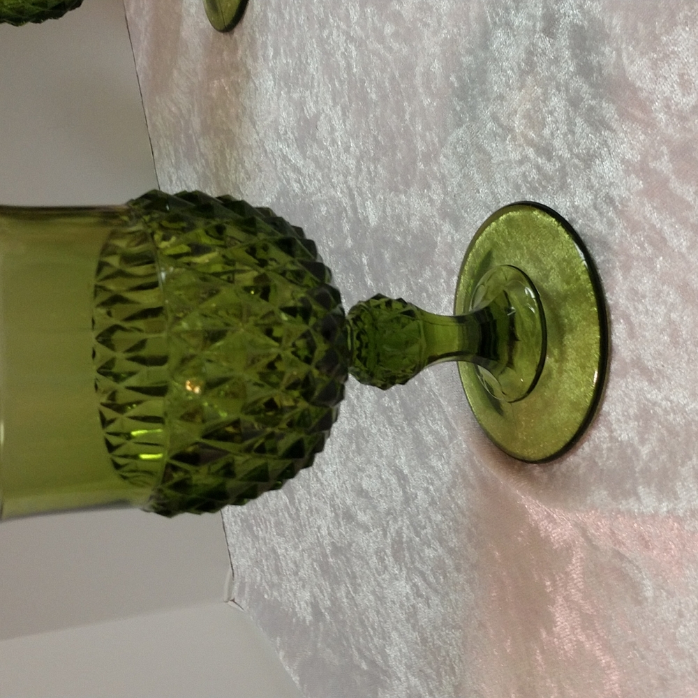 Vintage Glass Diamond Point Green Water Goblet, Mid Century Glass - Picture 6 of 9